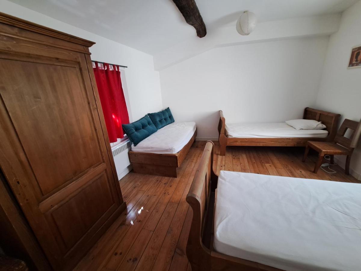 Malaucène Appart-Hotel Residence Maloc מראה חיצוני תמונה