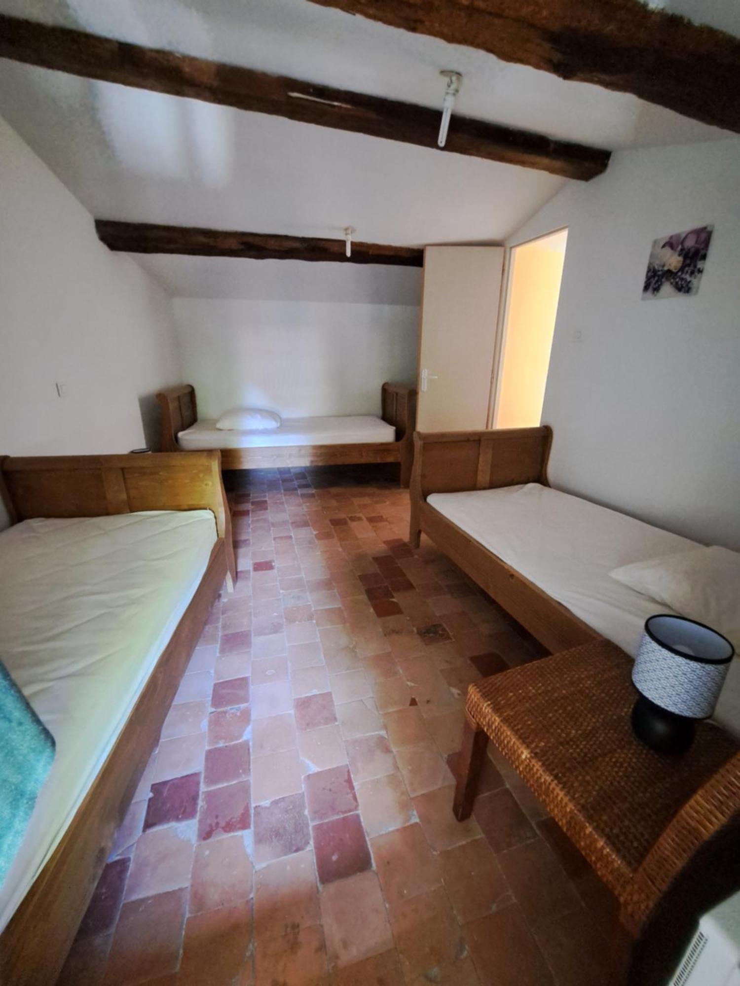Malaucène Appart-Hotel Residence Maloc מראה חיצוני תמונה
